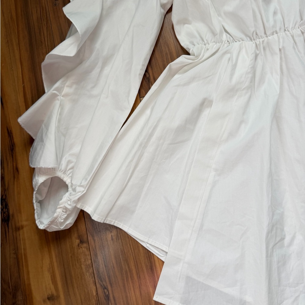 ELIRE White Ruffle Sleeve Peplum Top - Picture 3 of 9
